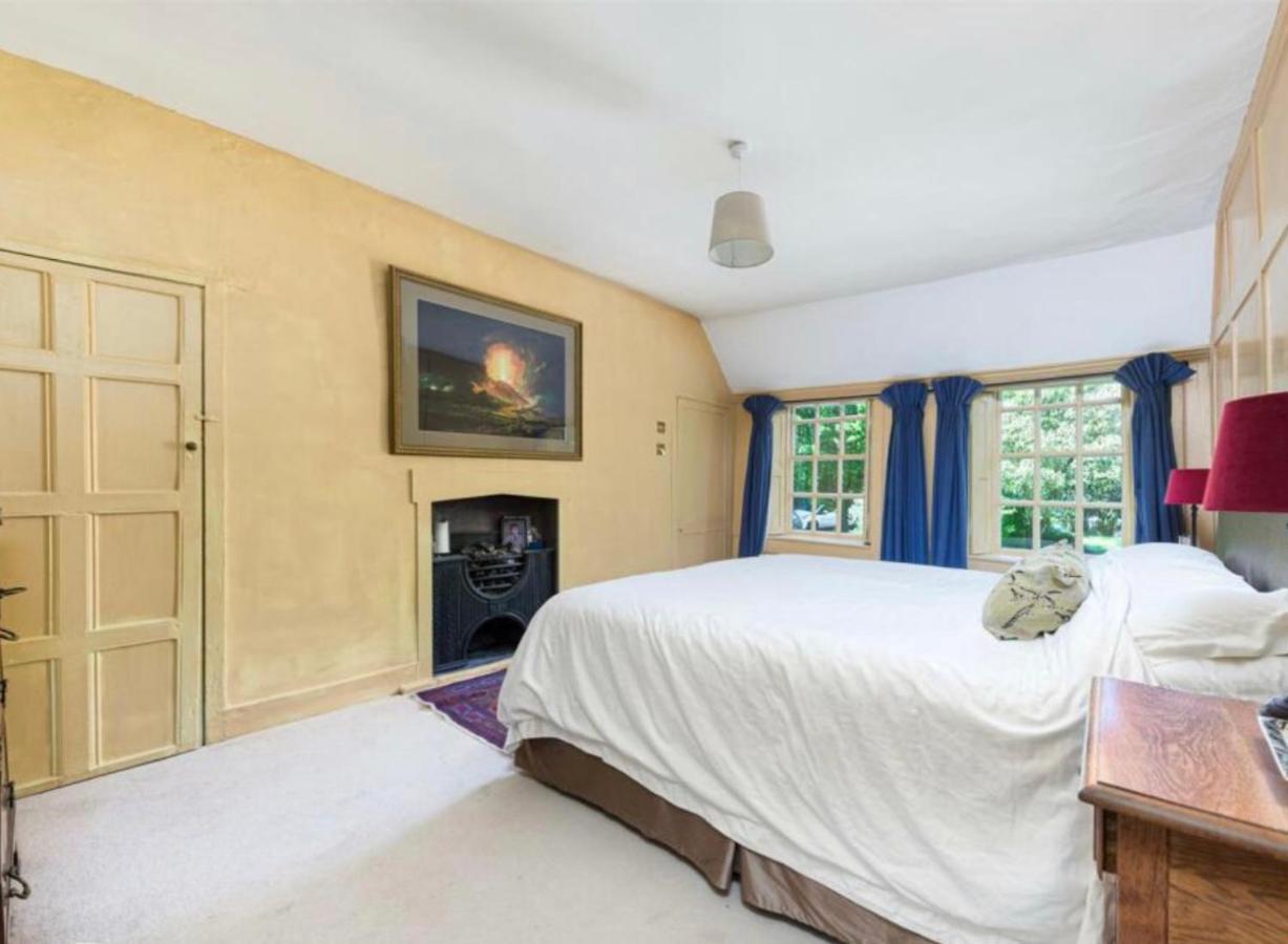 Clarendon Cottage Enfield Luaran gambar